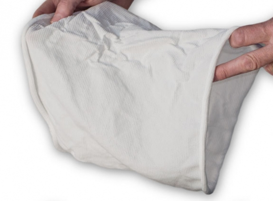CERNATA � POLYESTER TUBE WIPES CASE OF 350 IN DISPENSER